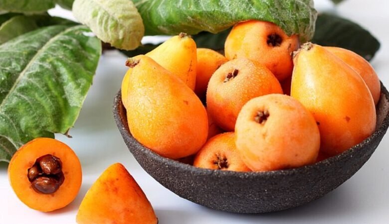 الأكيدنيا.. فاكهة ربيعية محببة لدى السوريين 1 الأكيدنيا.. فاكهة ربيعية محببة لدى السوريين