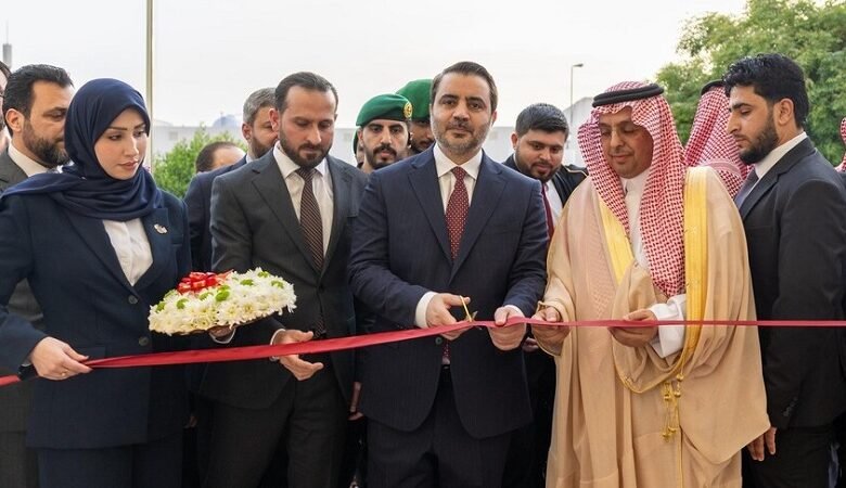 الشيباني يعيد افتتاح القنصلية السورية بجدة بعد انقطاع 14 عاماً