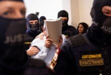 دمشق: قائمة قريبة بألف شخص مطلوبين للعدالة من نظام الأسد 2 دمشق: قائمة قريبة بألف شخص مطلوبين للعدالة من نظام الأسد