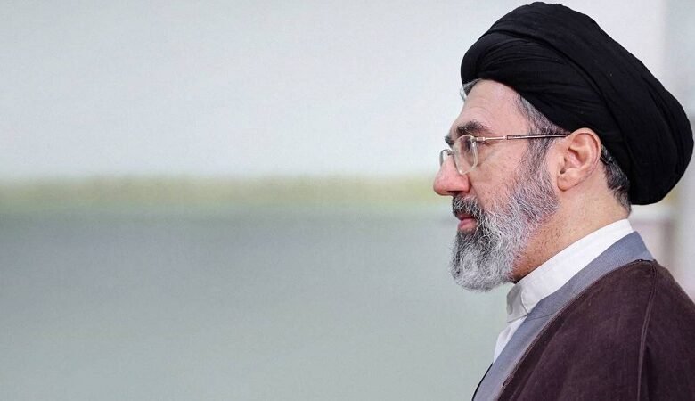 ما مدى السلطة الفعلية لمجتبى خامنئي؟
