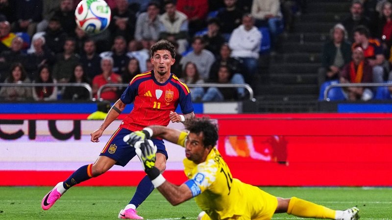 المنتخب العراقي ينتزع تعادلاً مثيراً أمام إسبانيا ودياً
