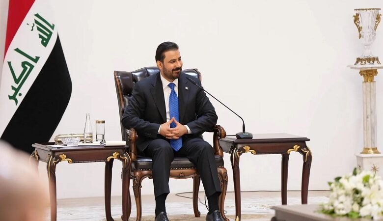 الزيدي يدعو الشرع إلى رفع التنسيق بين بغداد ودمشق 1 الزيدي يدعو الشرع إلى رفع التنسيق بين بغداد ودمشق