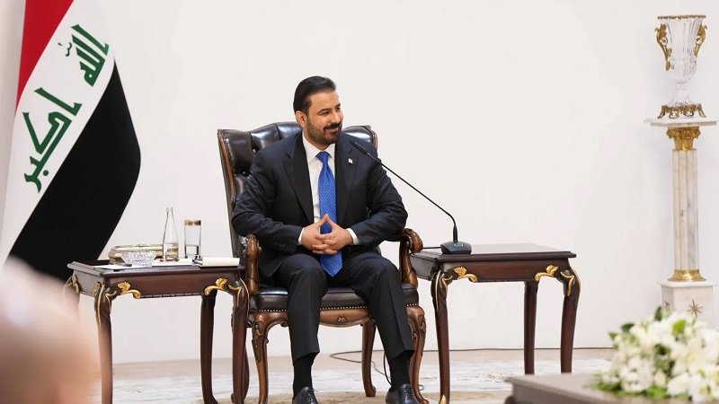 الزيدي يدعو الشرع إلى رفع التنسيق بين بغداد ودمشق 2 الزيدي يدعو الشرع إلى رفع التنسيق بين بغداد ودمشق