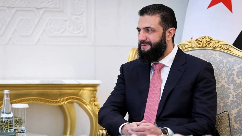 الرئاسة السورية تعلن حصرية الإعلان عن الزيارات «عبر القنوات الرسمية» 2 الرئاسة السورية تعلن حصرية الإعلان عن الزيارات «عبر القنوات الرسمية»