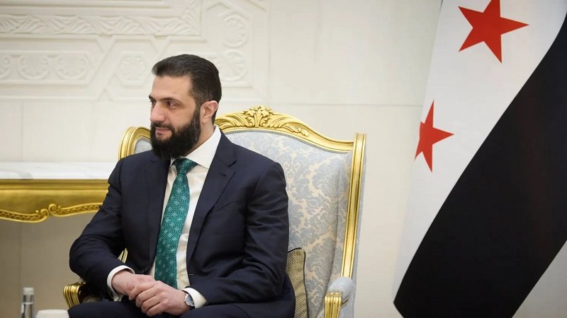 مصادر: الشرع يؤكد أن لا نية لسوريا للدخول إلى لبنان 2 مصادر: الشرع يؤكد أن لا نية لسوريا للدخول إلى لبنان