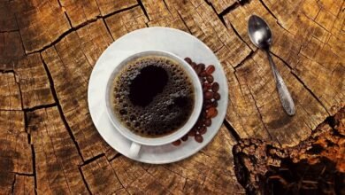 ما أضرار شرب القهوة قبل الإفطار؟