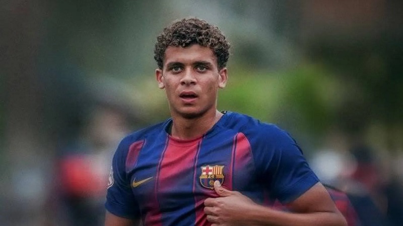 برشلونة يضم المهاجم المصري عبد الكريم نهائياً حتى 2029 2 برشلونة يضم المهاجم المصري عبد الكريم نهائياً حتى 2029