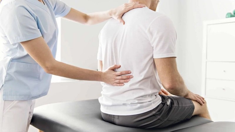 كيفية الوقاية من آلام الظهر مع التقدم في العمر
