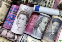 الين الياباني يهبط لأدنى مستوى أمام الدولار منذ 40 عاماً