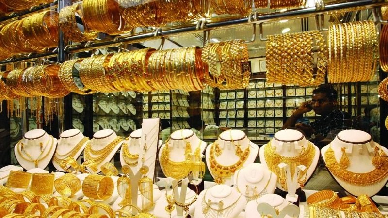 الذهب يفقد بريقه مع تجدد توترات الشرق الأوسط 2 الذهب يفقد بريقه مع تجدد توترات الشرق الأوسط