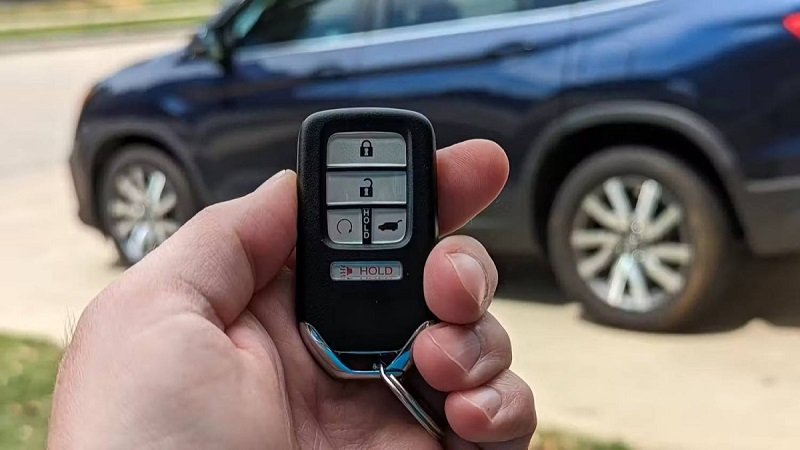 ما خطورة ترك المفتاح بالقرب من السيارة؟ 2 ما خطورة ترك المفتاح بالقرب من السيارة؟