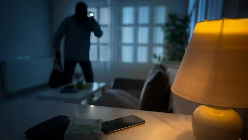 لماذا ينصح الخبراء بإطفاء الأضواء الليلية للمنازل؟ 2 لماذا ينصح الخبراء بإطفاء الأضواء الليلية للمنازل؟