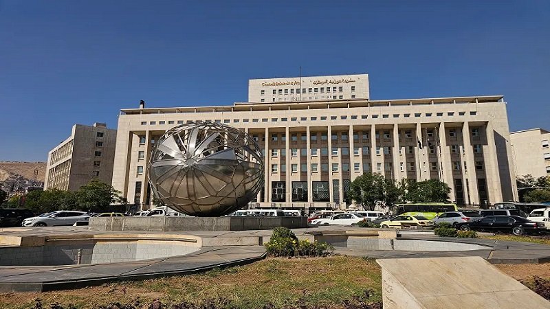 "سوريا المركزي" يتيح استلام الحوالات بالليرة أو العملات الأجنبية 2 "سوريا المركزي" يتيح استلام الحوالات بالليرة أو العملات الأجنبية