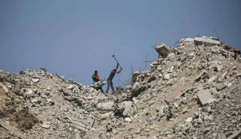 إسرائيل تواصل عمليات القتل ونسف المباني في غزة