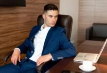 هل تجلس معظم يومك؟ 7 مخاطر صحية قد تواجهك