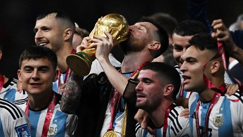 هل يمهد «فيفا» الطريق للأرجنتين للاحتفاظ بكأس العالم؟ 2 هل يمهد «فيفا» الطريق للأرجنتين للاحتفاظ بكأس العالم؟
