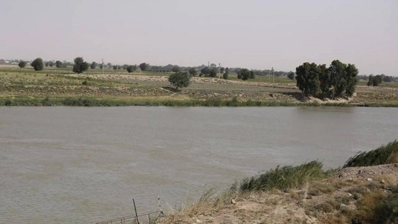 8 ضحايا على الأقل بغرق عبّارة نهرية في دير الزور 2 8 ضحايا على الأقل بغرق عبّارة نهرية في دير الزور