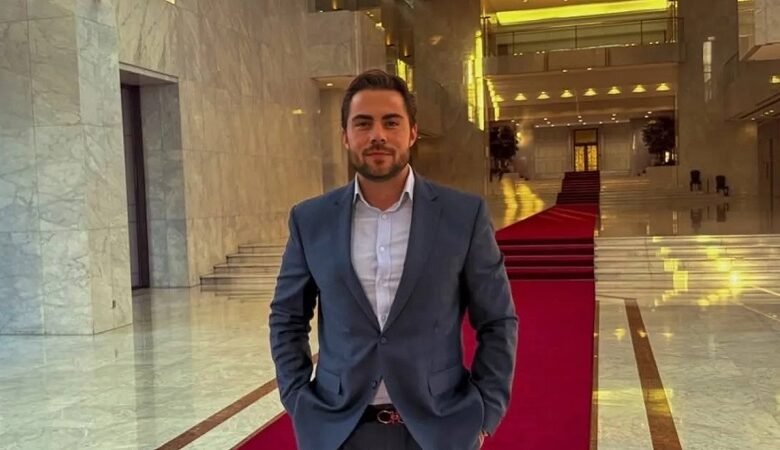 إحباط محاولة استهداف رجل أعمال سوري - أميركي في دمشق 1 إحباط محاولة استهداف رجل أعمال سوري - أميركي في دمشق