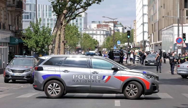 3 جرحى بحادث طعن في باريس... وتوقيف مشتبه به