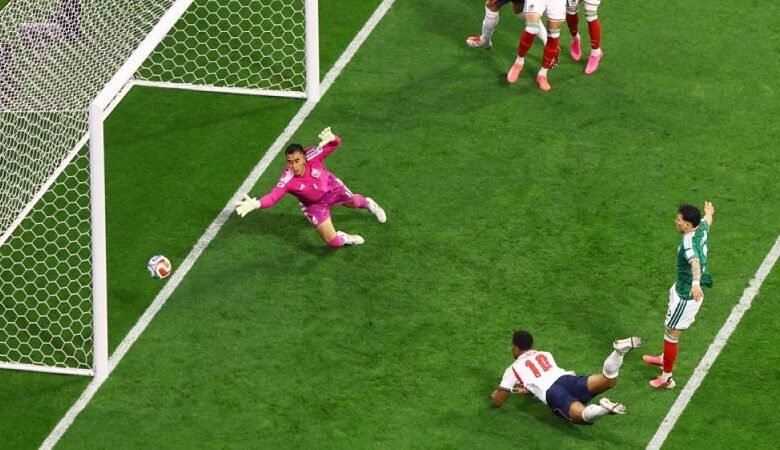 مونديال 2026: إنجلترا تنهي مغامرة المكسيك وتصعد للقاء النرويج 1 مونديال 2026: إنجلترا تنهي مغامرة المكسيك وتصعد للقاء النرويج