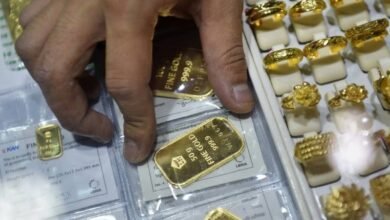 الذهب يلمع مع تراجع الدولار وانخفاض التضخم