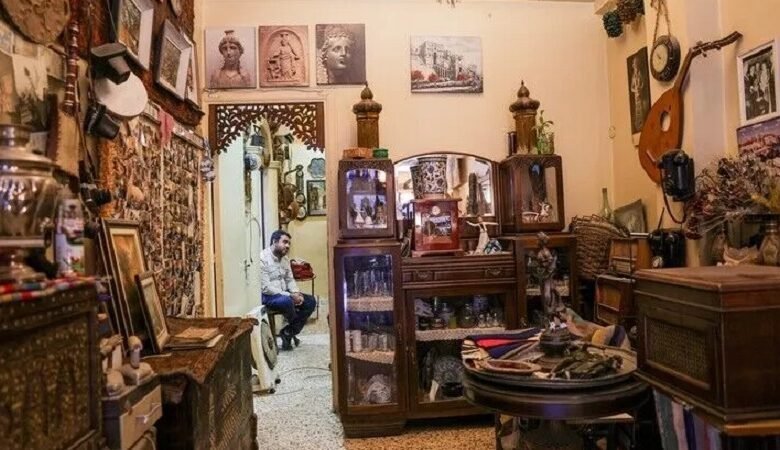 صائغ أرمني يعيد إحياء ذاكرة حلب بالنكهات والتحف 1 صائغ أرمني يعيد إحياء ذاكرة حلب بالنكهات والتحف