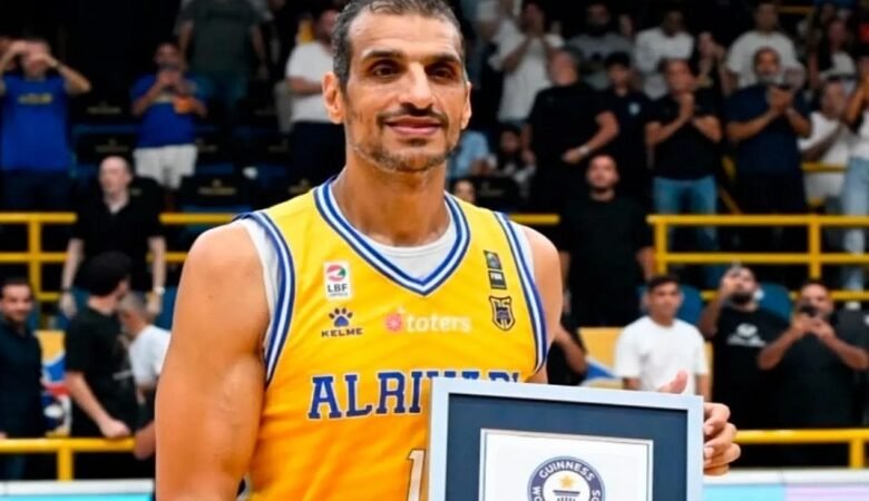 المصري إسماعيل أحمد يدخل موسوعة غينيس للأرقام القياسية 1 المصري إسماعيل أحمد يدخل موسوعة غينيس للأرقام القياسية