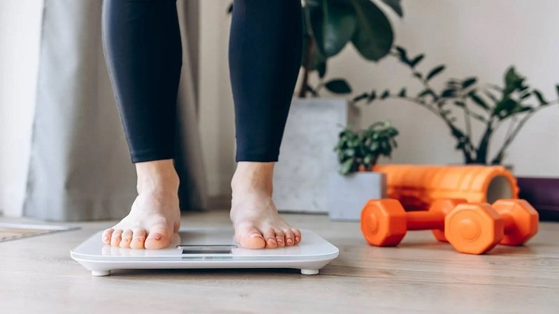 لماذا نكتسب الوزن مع العمر؟ 5 عادات قد تصنع الفارق 2 لماذا نكتسب الوزن مع العمر؟ 5 عادات قد تصنع الفارق