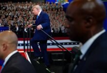 البيت الأبيض: ترامب كان يمزح بشأن إعلان هرمز أرضاً أميركية 2 البيت الأبيض: ترامب كان يمزح بشأن إعلان هرمز أرضاً أميركية