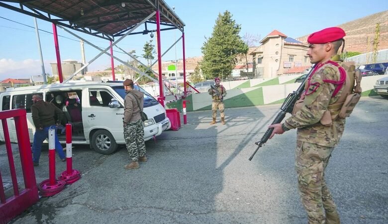 لبنان يدرس إلغاء 600 ألف مذكرة أمنية بحقّ سوريين 1 لبنان يدرس إلغاء 600 ألف مذكرة أمنية بحقّ سوريين