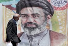 ستة أشهر من الصمت... استمرار غياب مجتبى يثير تساؤلات 17 ستة أشهر من الصمت... استمرار غياب مجتبى يثير تساؤلات