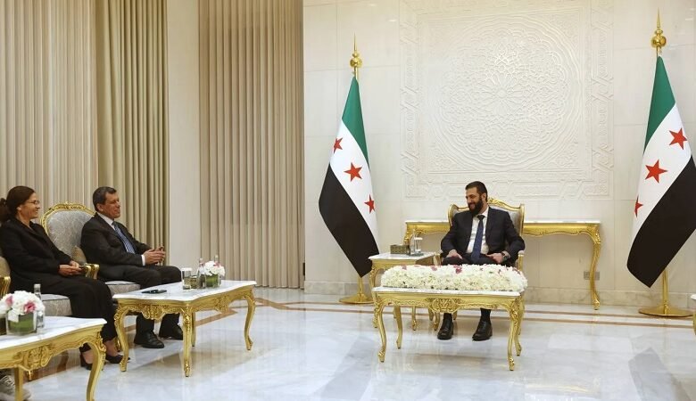 هل يُسهم تعيين مظلوم عبدي مستشاراً رئاسياً في تعزيز الاستقرار شمال سوريا؟ 1 هل يُسهم تعيين مظلوم عبدي مستشاراً رئاسياً في تعزيز الاستقرار شمال سوريا؟
