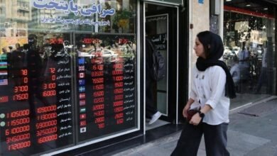 الحرب والتضخم وانهيار الريال.. ثلاثية تضرب اقتصاد إيران