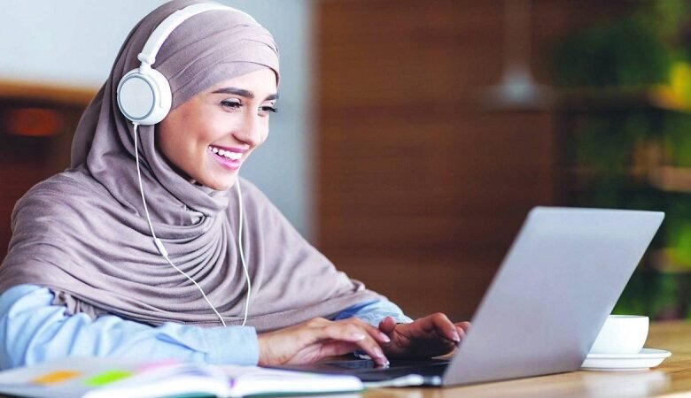 علماء يؤكدون: العمل عن بعد يزيد من رفاهية الموظفين 1 علماء يؤكدون: العمل عن بعد يزيد من رفاهية الموظفين