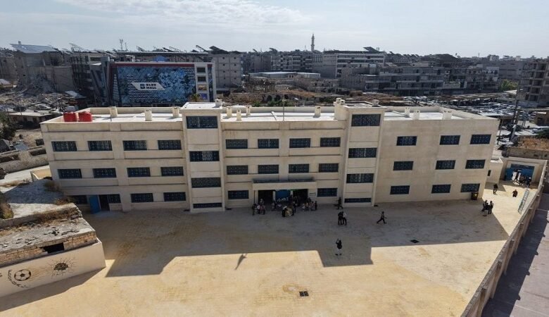 بعد سنوات من الدمار.. 134 مدرسة تستعيد دورها في حلب 1 بعد سنوات من الدمار.. 134 مدرسة تستعيد دورها في حلب