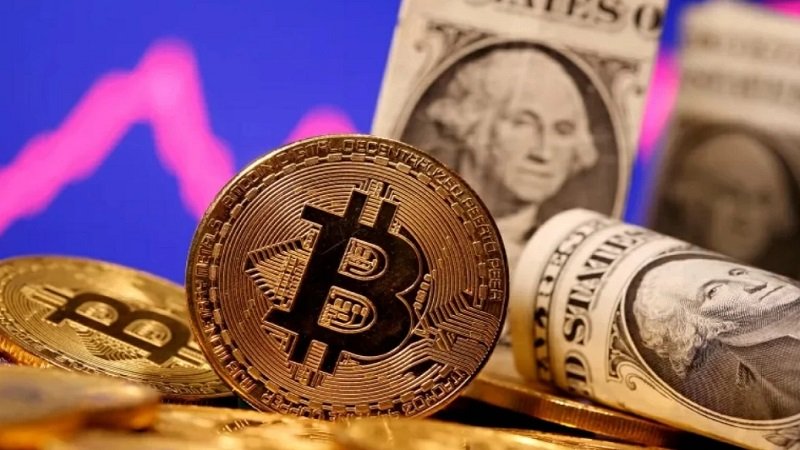 «بيتكوين» تحلق فوق 86 ألف دولار 2 «بيتكوين» تحلق فوق 86 ألف دولار