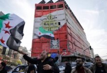 دمشق طالبت لبنان بتسليم العشرات من فلول الأسد في قائمتين