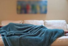 ما الذي يتغير في نومك بعد سن الخمسين؟