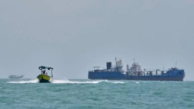 الحصار يضيّق الخناق على شريان النفط الإيراني