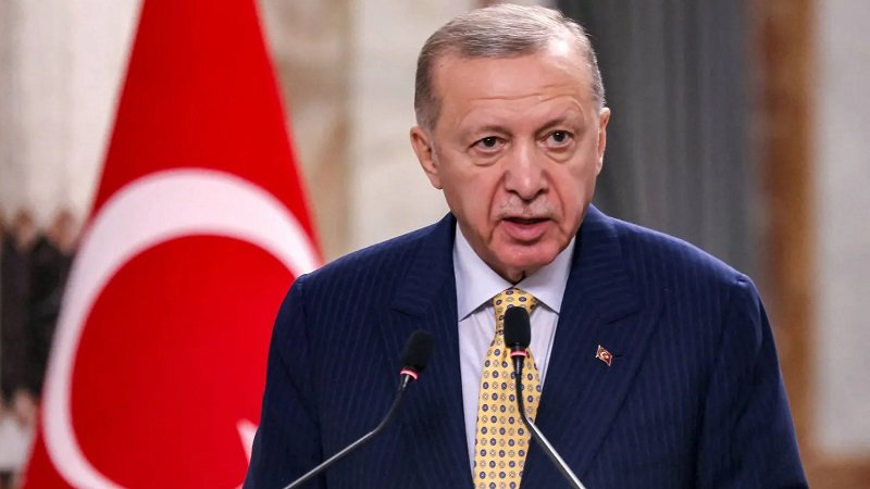 إردوغان سيترشح لولاية رئاسية جديدة في انتخابات مبكرة