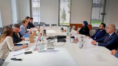 دمشق تنفي عزم ألمانيا ترحيل 700 ألف لاجئ سوري