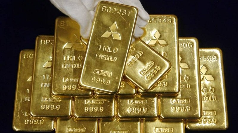 الذهب يلمع مع تراجع الدولار وعوائد السندات 2 الذهب يلمع مع تراجع الدولار وعوائد السندات