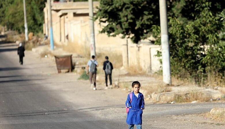 غلاء المواصلات يهدّد انتظام الطلاب في الجامعات والمدارس السورية 1 غلاء المواصلات يهدّد انتظام الطلاب في الجامعات والمدارس السورية