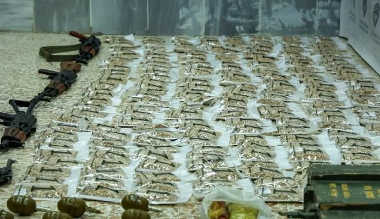 إحباط محاولة تهريب 206 آلاف حبة كبتاغون في منطقة النبك 1 إحباط محاولة تهريب 206 آلاف حبة كبتاغون في منطقة النبك