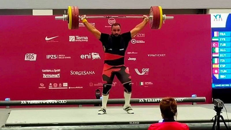 الرباع السوري حمزة الحلاق يحرز برونزية النتر بدورة المتوسط 2 الرباع السوري حمزة الحلاق يحرز برونزية النتر بدورة المتوسط 