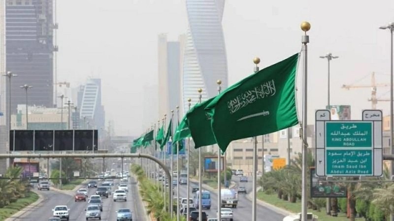 السعودية: 3 قتلى و36 مصاباً في اعتداءات على مطـاري الملـك خـالـد وأبها 2 السعودية: 3 قتلى و36 مصاباً في اعتداءات على مطـاري الملـك خـالـد وأبها