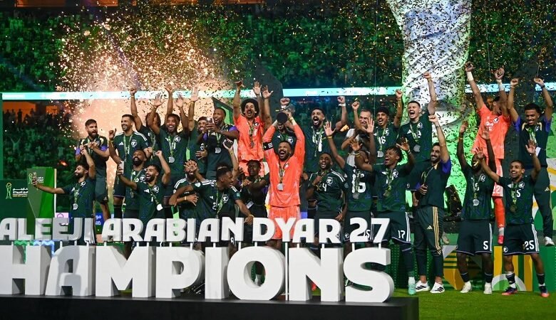 المنتخب السعودي يعتلي عرش الكرة الخليجية بعد غياب طويل 1 المنتخب السعودي يعتلي عرش الكرة الخليجية بعد غياب طويل