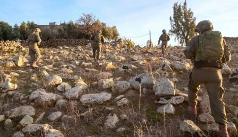 الجيش الإسرائيلي يشيّد تحصينات في جنوب سوريا تثير مخاوف السكان 1 الجيش الإسرائيلي يشيّد تحصينات في جنوب سوريا تثير مخاوف السكان