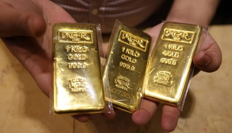 ما الذي أسقط الذهب؟ وهل يستعيد بريقه أم يواصل الهبوط؟ 1 ما الذي أسقط الذهب؟ وهل يستعيد بريقه أم يواصل الهبوط؟