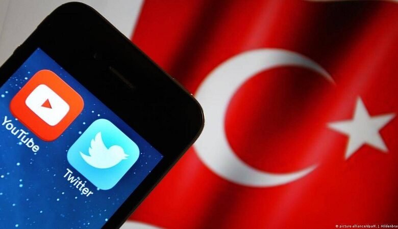 تركيا تحظر منصات التواصل على الأطفال دون الـ15 عاماً 1 تركيا تحظر منصات التواصل على الأطفال دون الـ15 عاماً